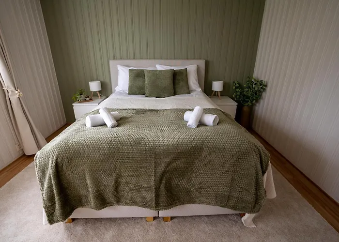 Reinefjorden Family House With Jacuzzi *