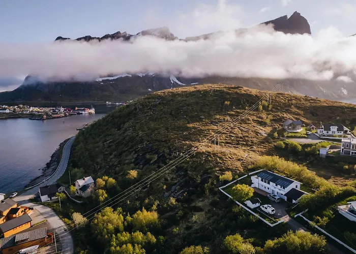 Reinefjorden Family House With Jacuzzi 雷讷
