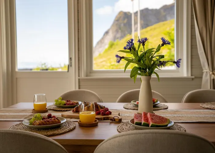 Reinefjorden Family House With Jacuzzi *