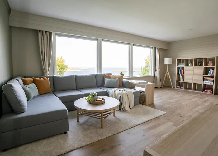 别墅 Reinefjorden Family House With Jacuzzi 雷讷