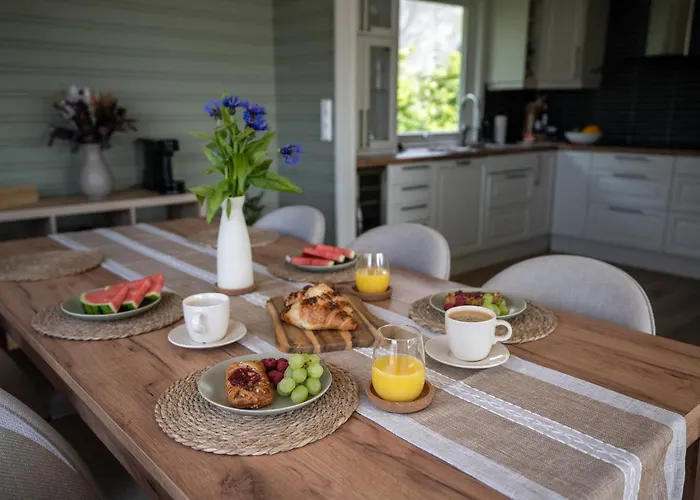 Reinefjorden Family House With Jacuzzi