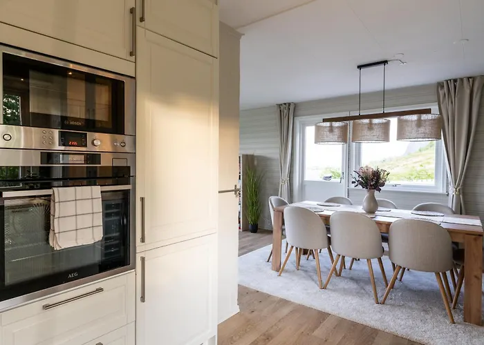 Reinefjorden Family House With Jacuzzi * Reine