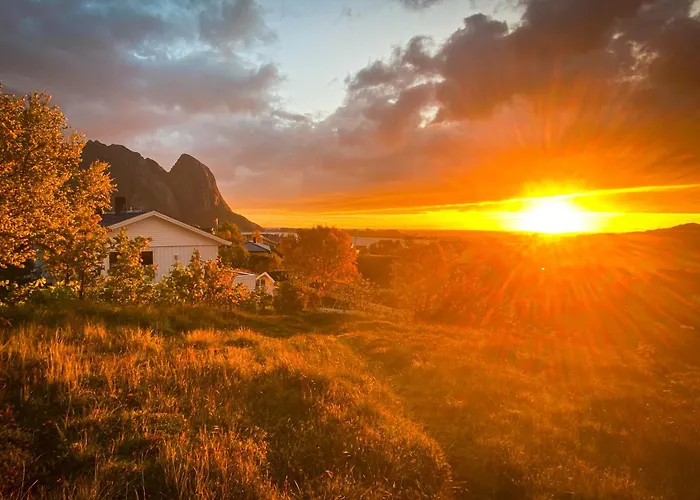 Reinefjorden Family House With Jacuzzi